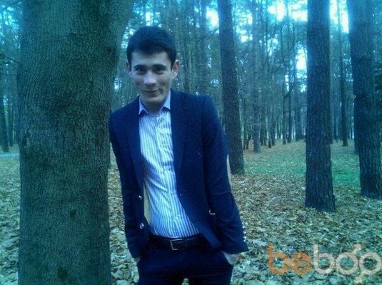  3892533  Artur, 33 ,    