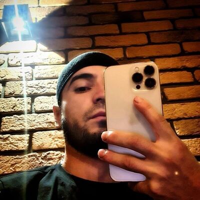  ,   Amir, 31 ,   ,   