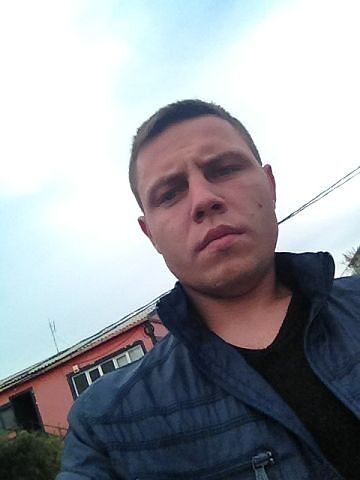  6880293  Nikolae, 36 ,    