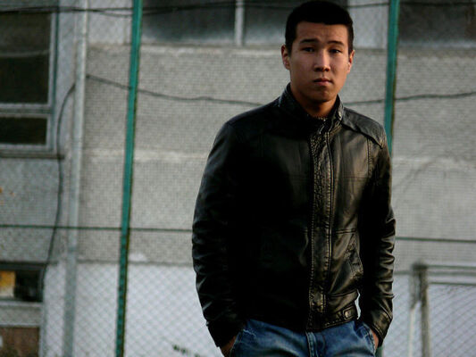  ,   Aliko574878, 35 ,   