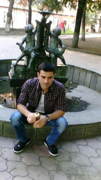  ,   Goga, 42 ,   ,   , c 