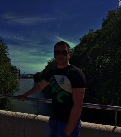  ,   Waldemar, 30 ,   
