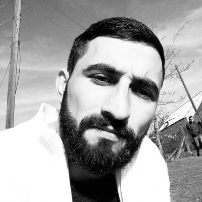  ,   Orxan, 32 ,   ,   , c 