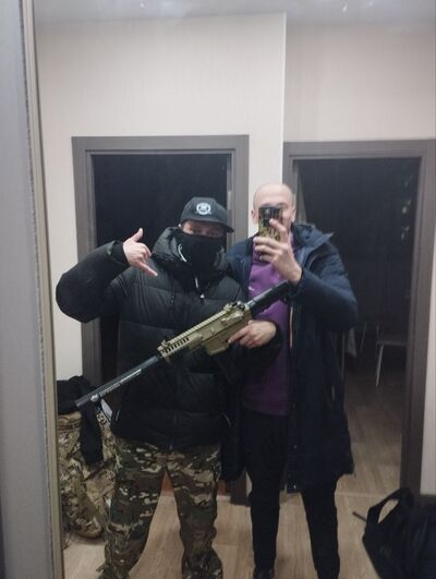  ,   Oleg, 31 ,     