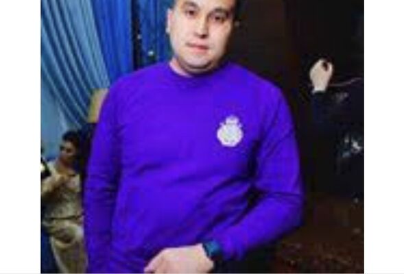  ,   Azamat, 37 ,   ,   , c , 
