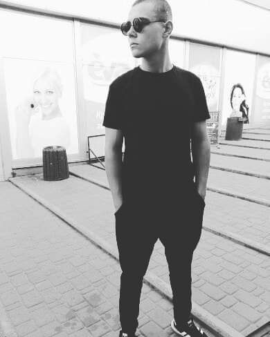  ,   Saha, 28 ,   ,   