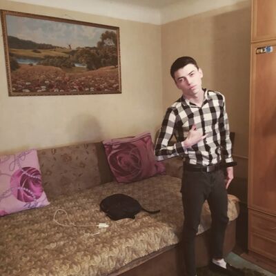  -,   Ilya, 24 ,   ,   , c 