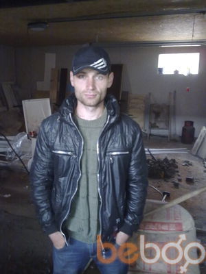  ,   Maksim, 40 ,   