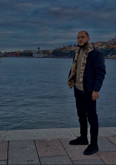  Bairiki,   Elias, 31 ,   ,   , c 