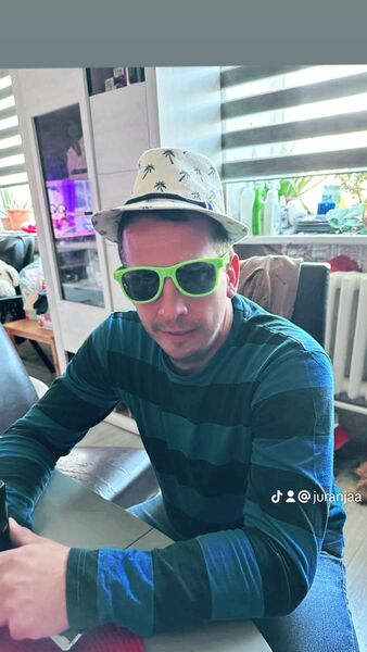  ,   Jurijs, 40 ,   ,   