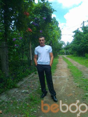  ,   Guram, 40 ,   