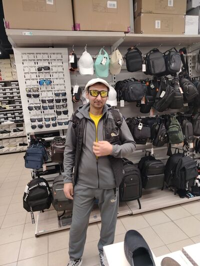  ,   Donyorbek, 37 ,   ,   