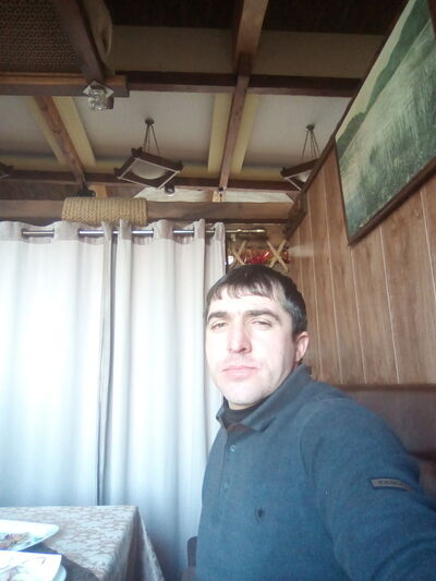  ,   Artur, 38 ,   