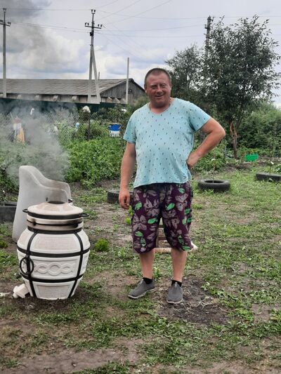  ,   Vladimir, 44 ,   ,   