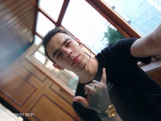  ,   Ivan, 23 ,   ,   