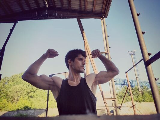  ,   Alex, 30 ,   ,   