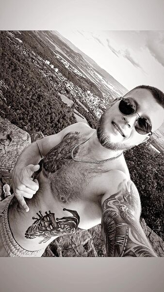  ,   Dimas, 25 ,   ,   