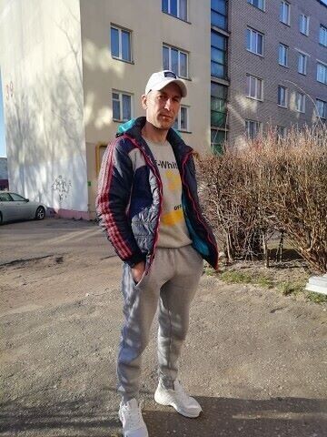  ,   Vova, 40 ,  