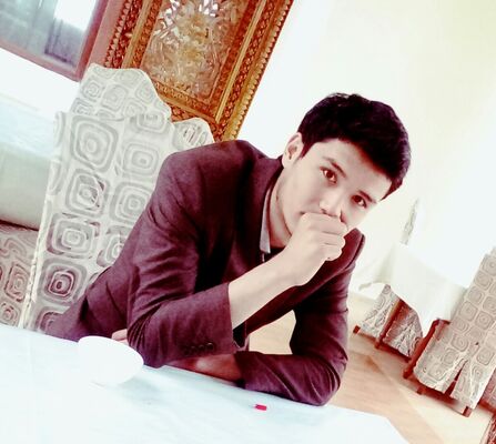  ,   Akbarshox, 32 ,   ,   , c 