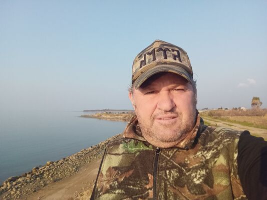  ,   Okkes, 54 ,   ,   