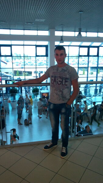  ,   Alex, 29 ,   