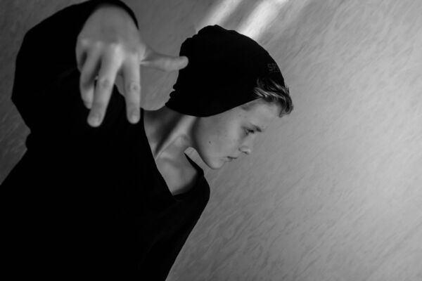  ,   Vlad, 26 ,   ,   , c , 