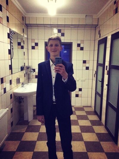  ,   Vitalik, 27 ,   , 
