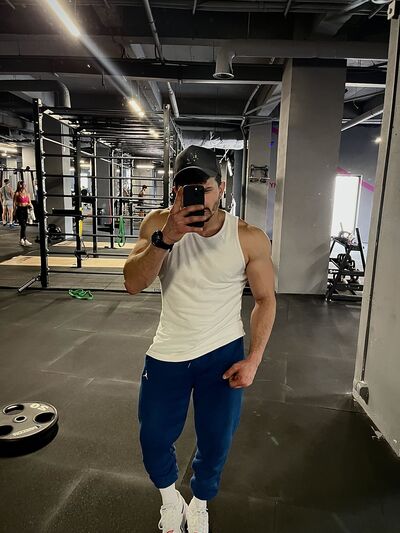  ,   MuratCan, 32 ,   ,   