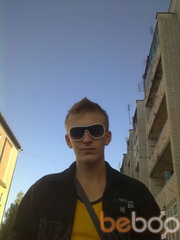  ,   Viktor, 32 ,   ,   , c 