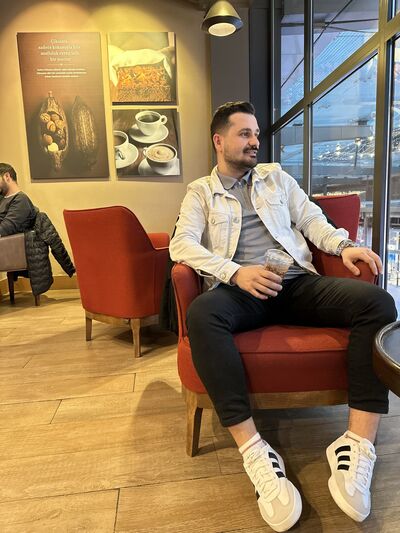  ,   Oguzhan, 30 ,   ,   