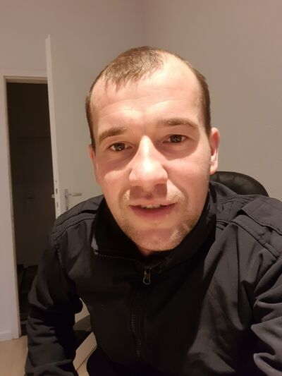 ,   Dumitru, 31 ,   ,   