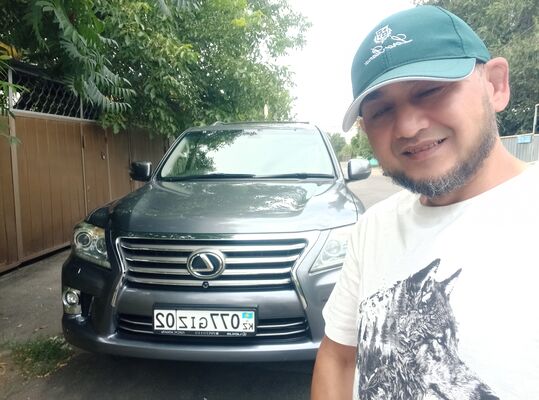  ,   Ali, 38 ,   ,   