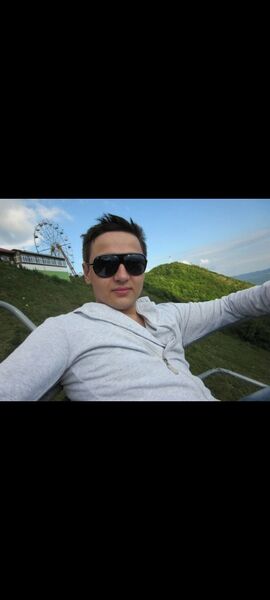  ,   Eldar, 32 ,   ,   