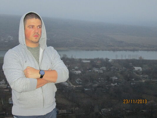  ,   Alexandr, 37 ,   