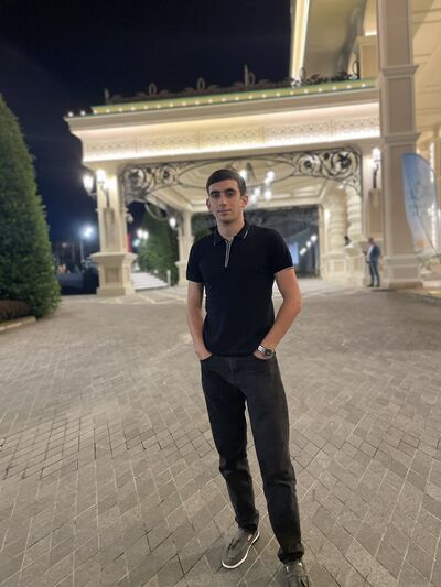  ,   Armen, 24 ,   ,   