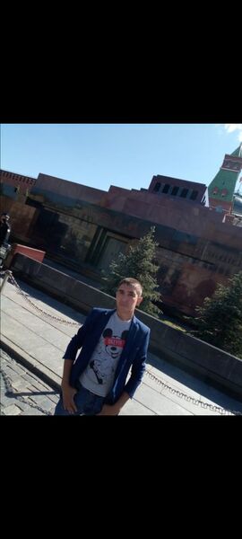  ,   Fanis, 37 ,   ,   , c 