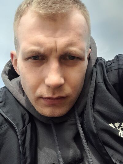 ,   Artur, 26 ,   ,   