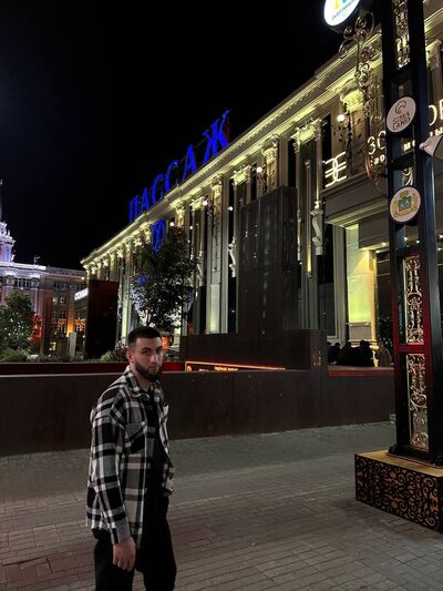  ,   Abubakir, 25 ,   ,   