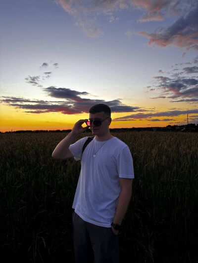  ,   Egor, 21 ,   ,   