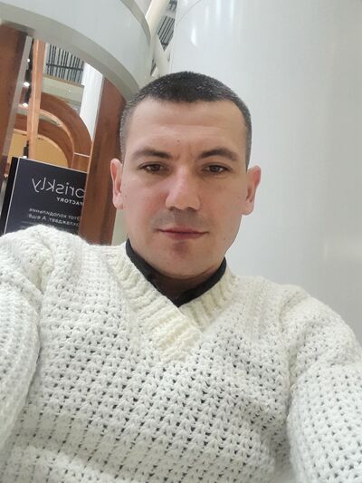  ,   Lawyer, 35 ,   ,   , c 