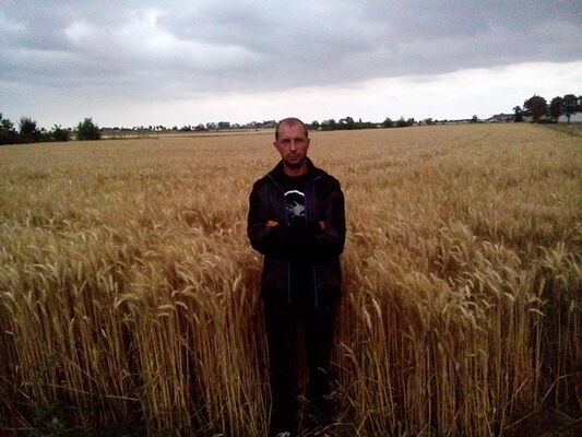  ,   Steve, 41 ,   