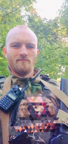  ,   Alexander, 32 ,   ,   , c , 