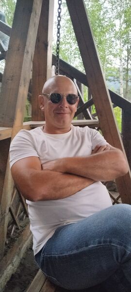 ,   Artem, 45 ,   ,   