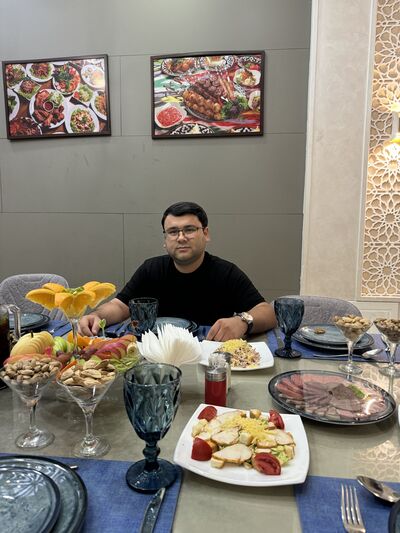  ,   Elyor, 32 ,   ,   