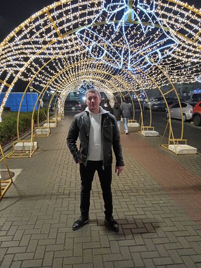 ,   Vano, 33 ,   ,   