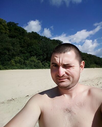  ,   Maks, 39 ,   ,   , c 