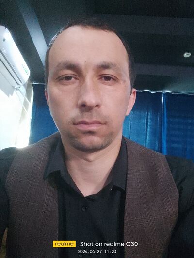  ,   Elbek, 29 ,   ,   