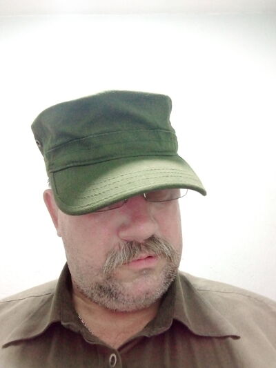  ,   Igor, 52 ,   ,   , c , 