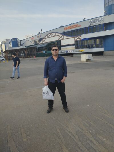  -,   Ali, 39 ,   ,   