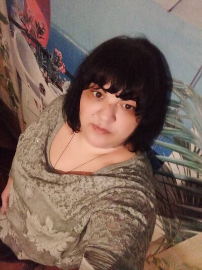  ,   Aliona, 47 ,   ,   , c 